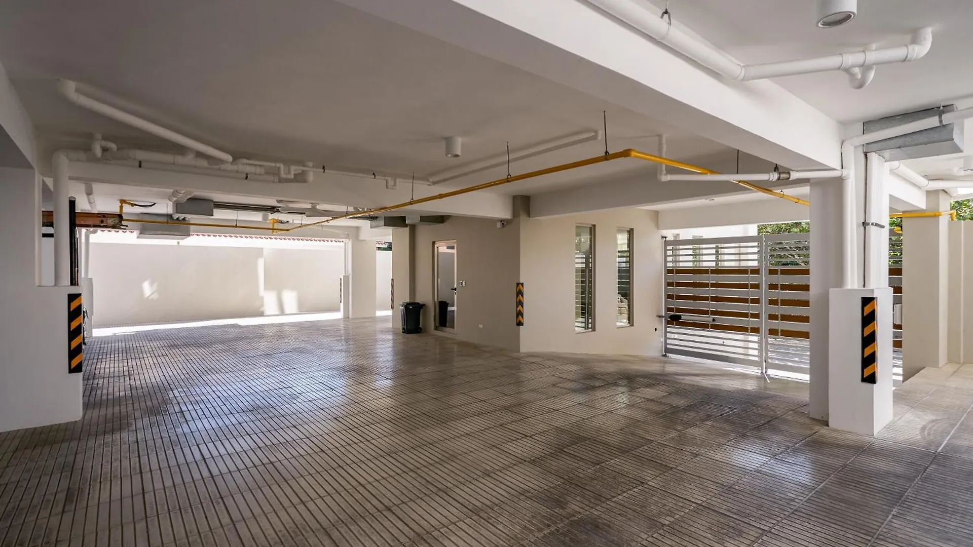 Apartments In La Julia 1 And 2 Bedrooms Santo Domingo 0*,  Dominik Cumhuriyeti