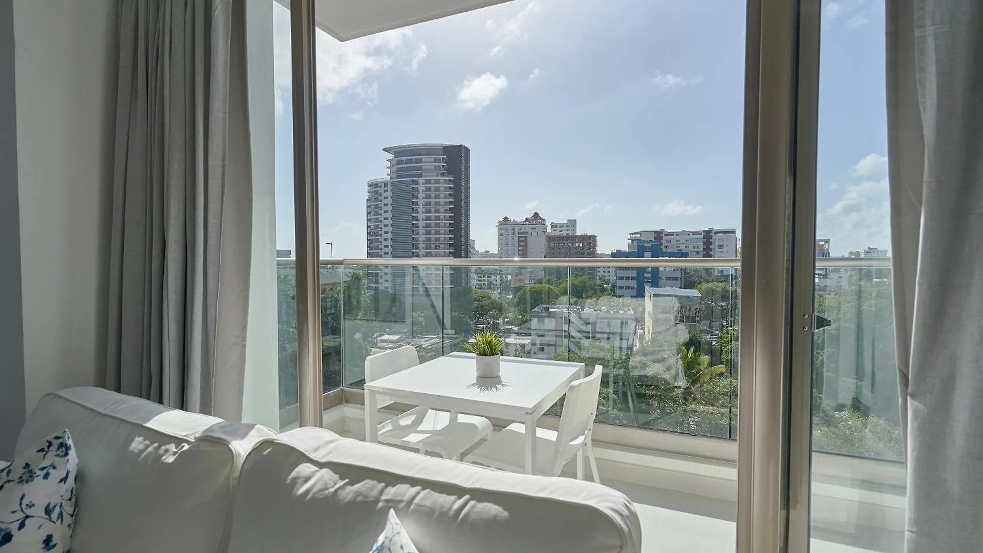 Apartments In La Julia 1 And 2 Bedrooms Santo Domingo